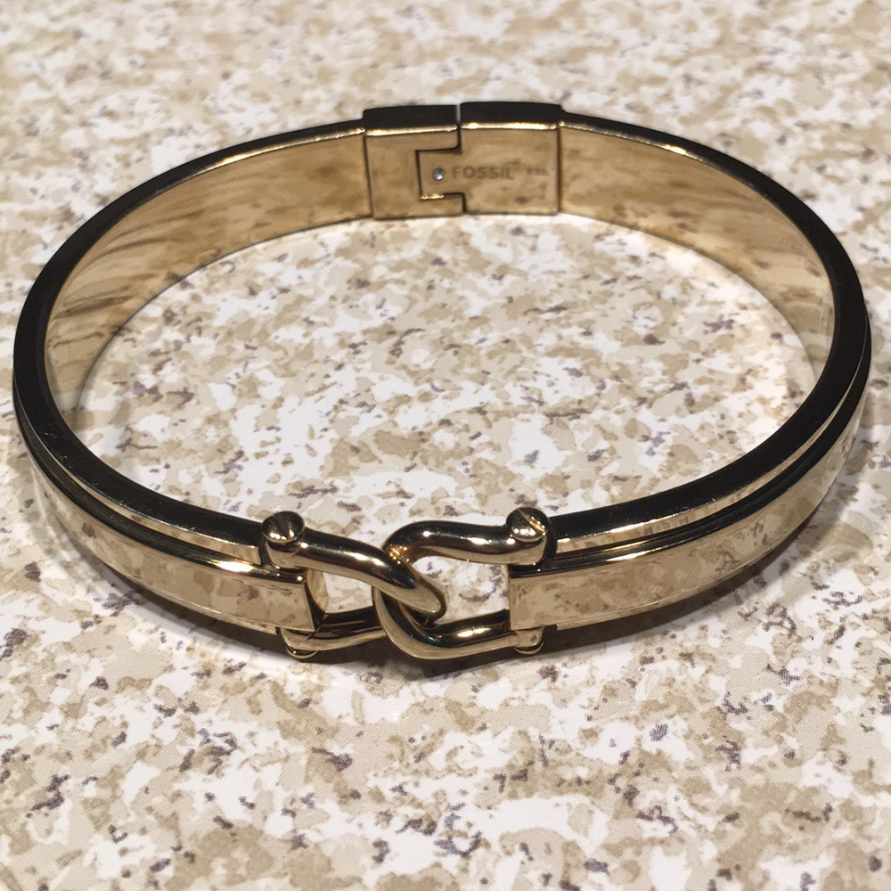 Fossil Vintage Gold Tone Steel D-Link